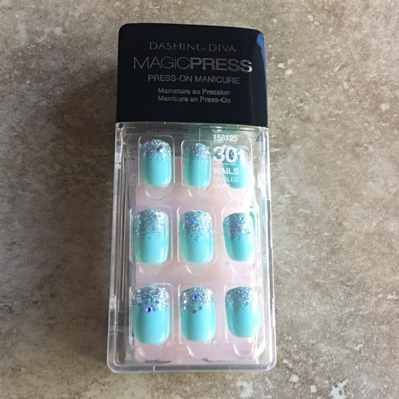 NEW Dashing Diva Premium Magic Press-on Nails - Picture 4 of 5